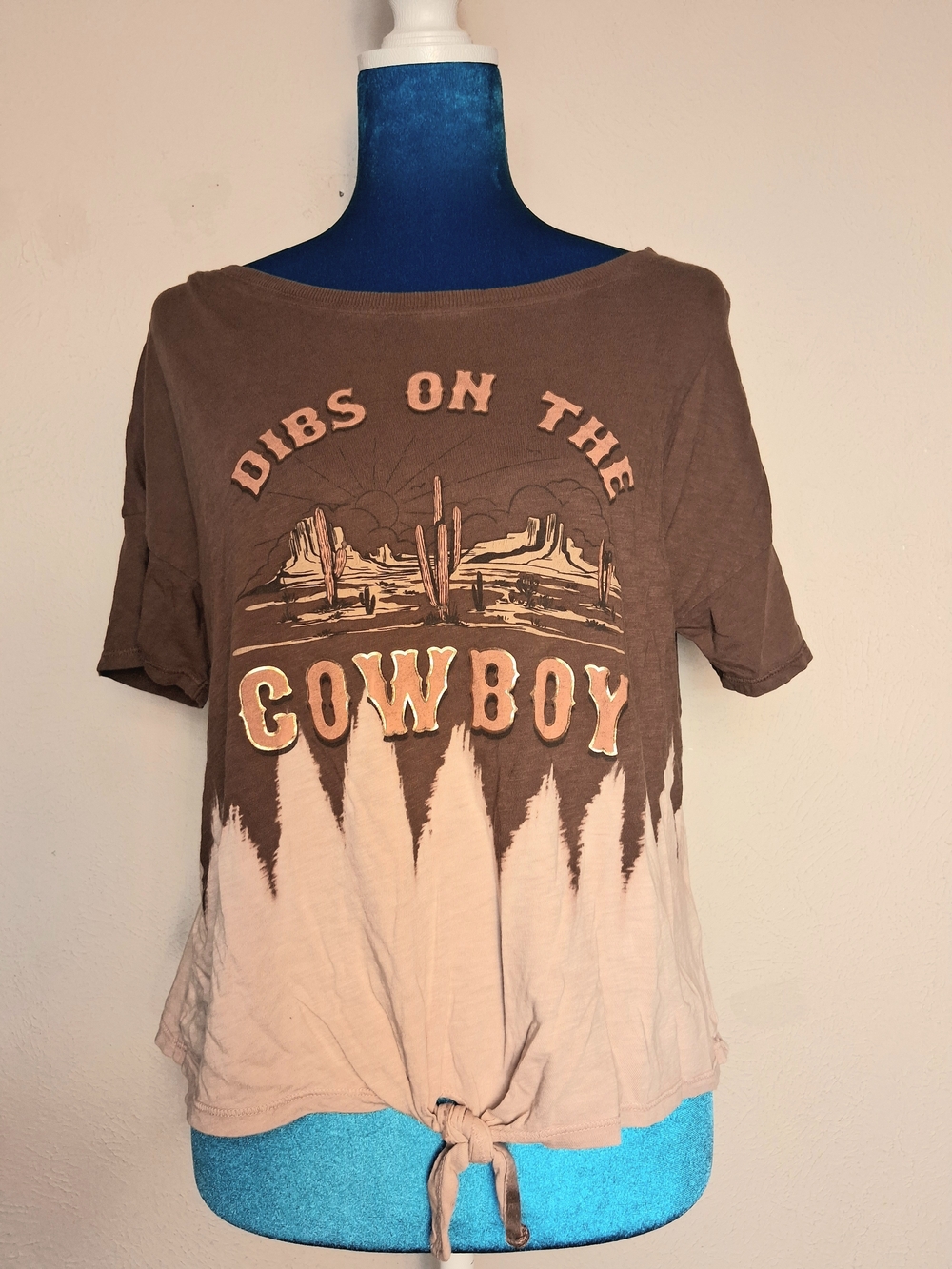 Shyanne Brown Womens Graphic Tie-Front Tee Dibs on the Cowboy